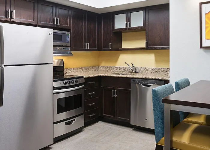 By Marriott University/medical Center Hotel 3*