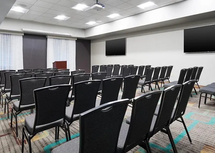 Hotel By Marriott University/medical Center Pittsburgh