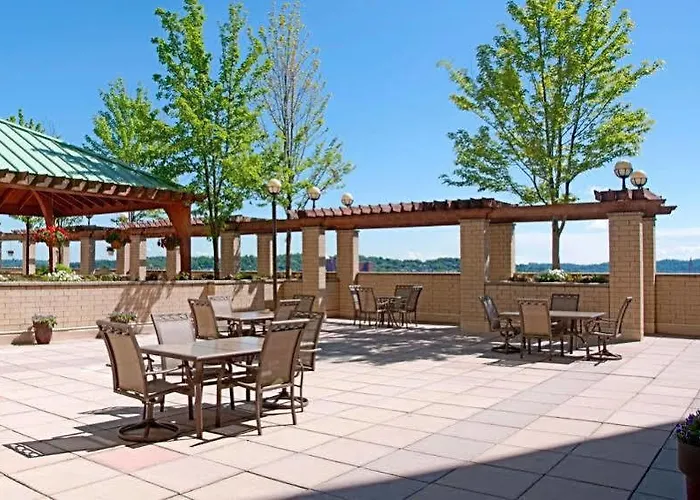 Hotel By Marriott University/medical Center