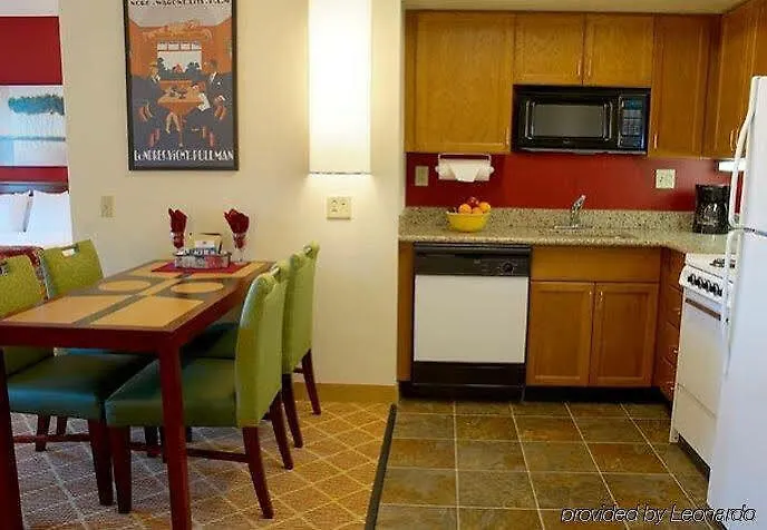 By Marriott University/medical Center 3*